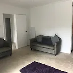 Forbes Grove Budget Private Rooms