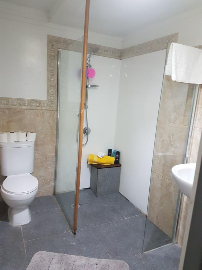 Hotel Forbes Grove Budget Private Auckland